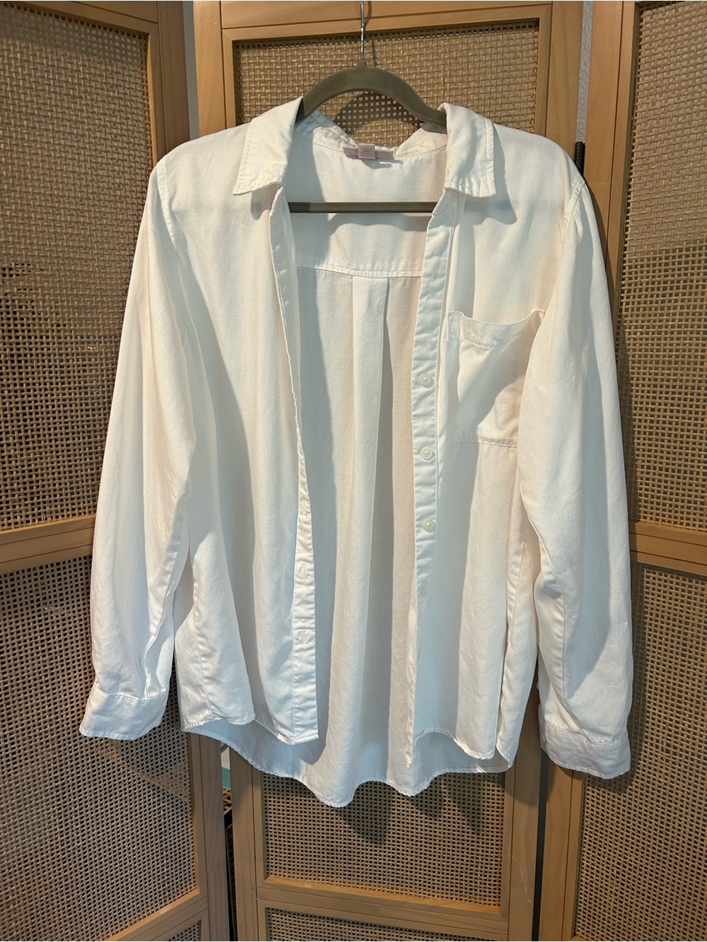 Knox Rose White Lyocell Button Front Blouse Size Large Lightweight Oversized